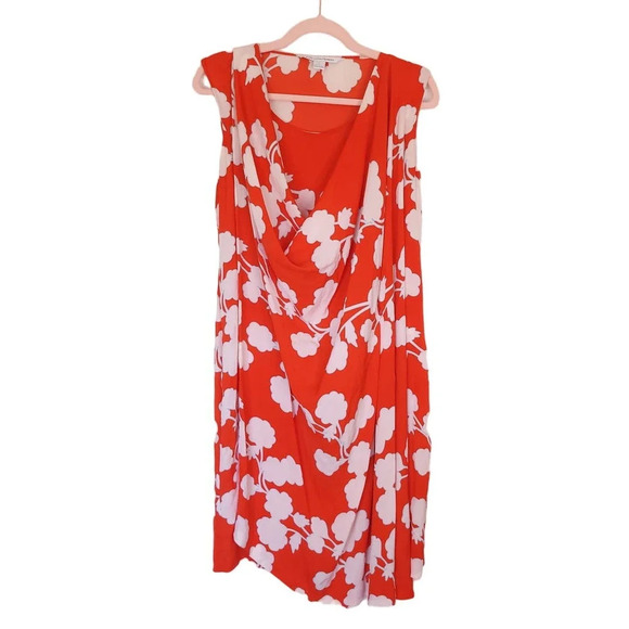 DIANE VON FURSTENBERG Naira Short Dress Halo Buds Red Floral Silk Size 6 - Picture 2 of 9